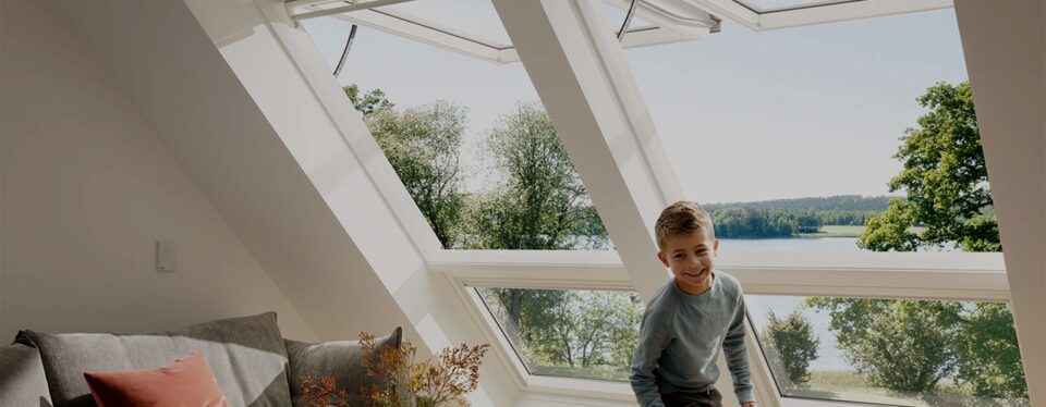 Luk lyset ind på førstesalen med VELUX ovenlysvinduer